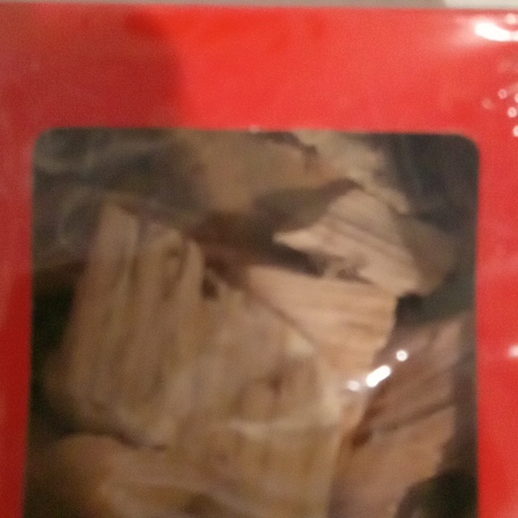 Smoker  box with wood chips apple wood chips - Picture 3 of 4